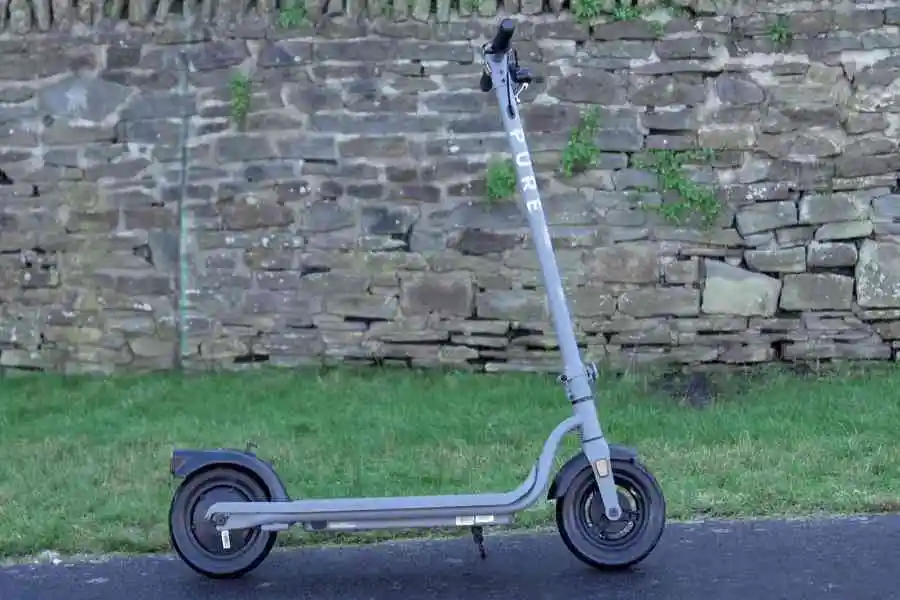clean electric scooter