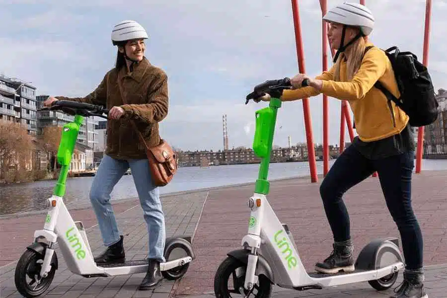 charge lime scooters