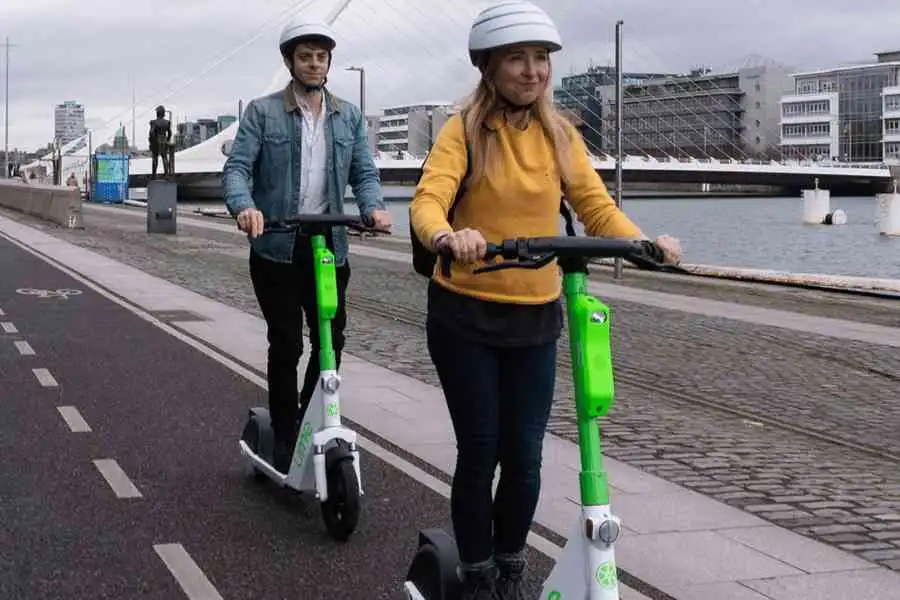 charging lime scooters pay